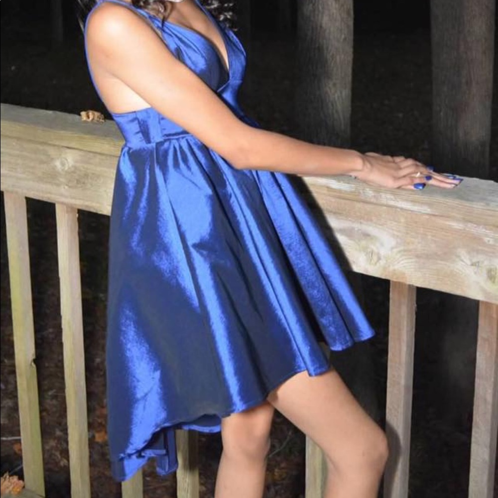 royal blue dress
